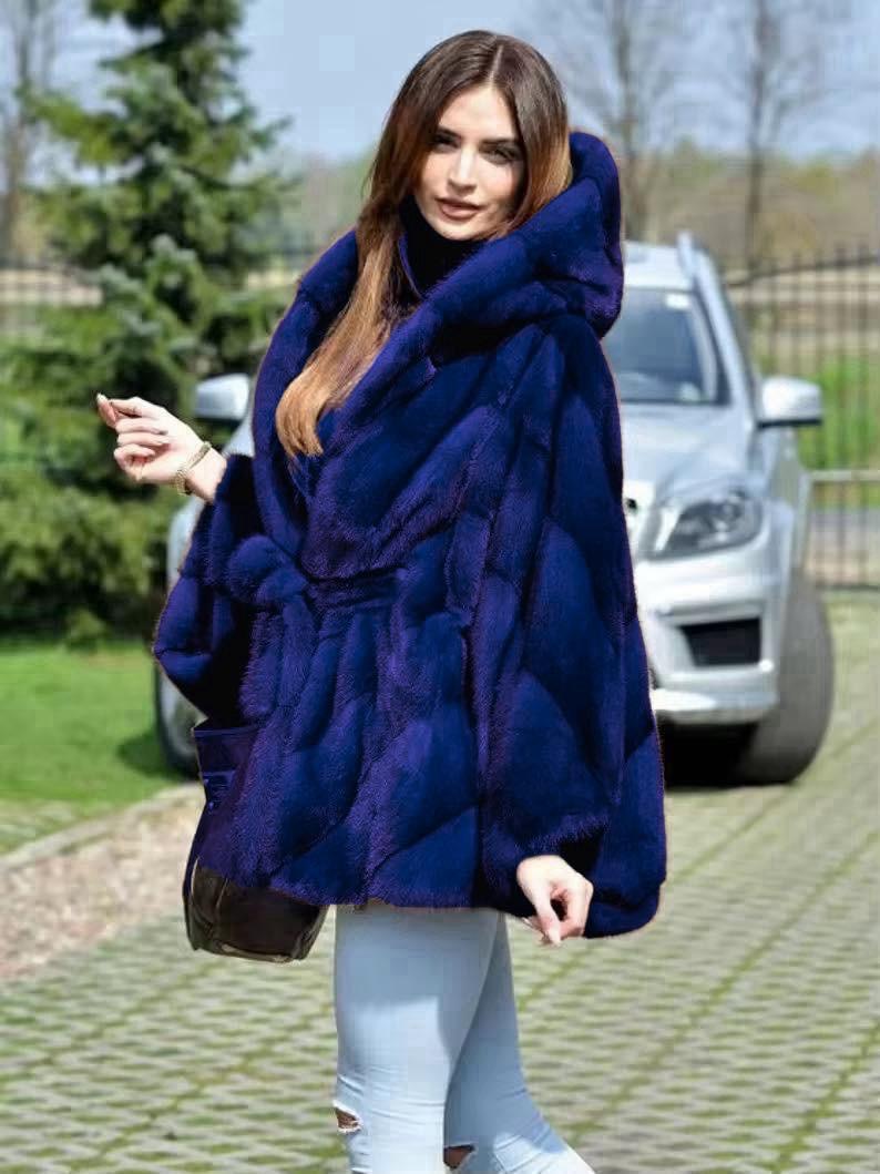 Ekologiczny futerko z kapturem i paskiem w talii, Wyprodukowano we Włoszech 🇮🇹 ekologiczne wszystkie dostępne rozmiary